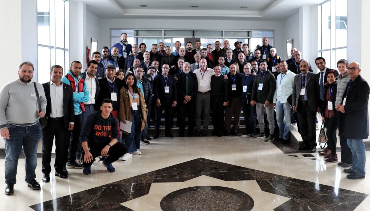  séminaire " La confiance en soi et la cohésion d'équipe " 